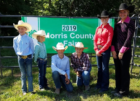 Left to Right: Horse Showmanship Winners in their perspective classes: Taylor Tiffany, Ainsley Tiffany, Ransom Tiffany, Gavin Carson, Michelle Patry, Delayna King a